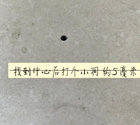 安丘瓷砖空鼓维修公司专业解答在瓷砖铺贴过程中，如果砂料搅拌不均匀，将会带来以下问题